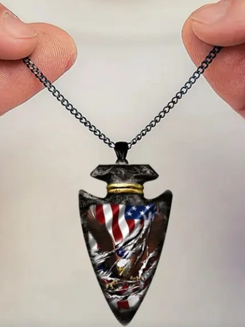 Patriotic American Flag Arrowhead Pendant Necklace - Black and Gold
